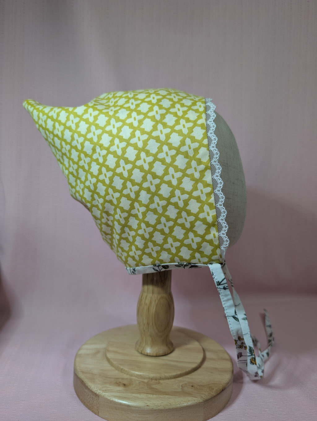 Baby Bonnet 12–18 Months